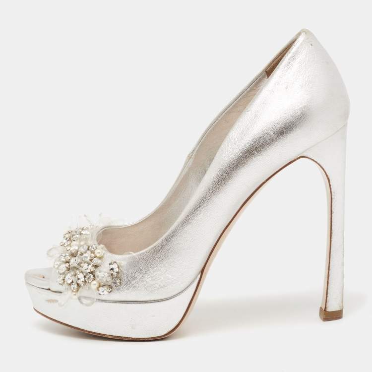 مملوكة مسبقًا Miu Miu Silver Leather Embellished Peep Toe Pumps Size 36.5