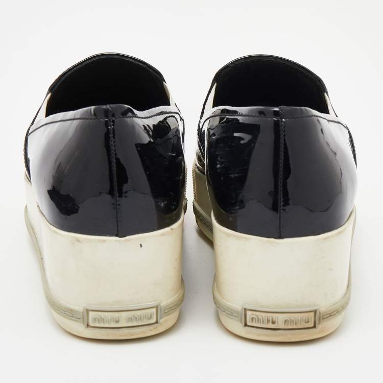 Pre Owned Miu Miu Black Patent Leather Metal Cap Pointed Toe Platform Slip On Sneakers Size 41