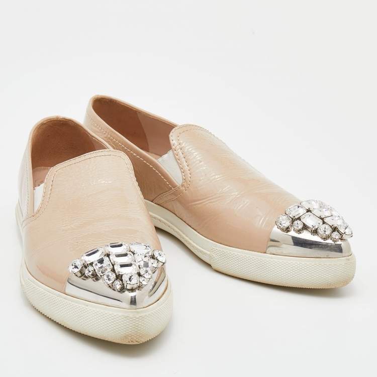 Pre Owned Miu Miu Beige Patent Leather Crystal Embellished Cap Toe Slip On Sneakers Size 36