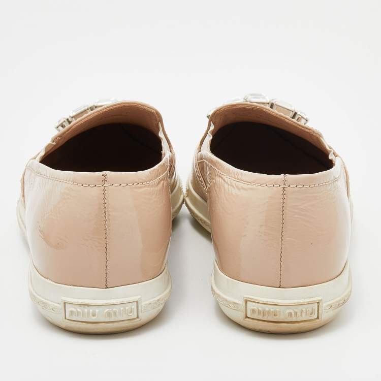 Pre Owned Miu Miu Beige Patent Leather Crystal Embellished Cap Toe Slip On Sneakers Size 36