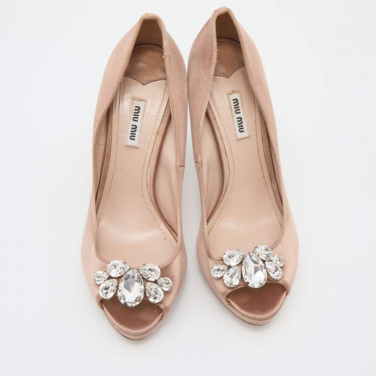 Pre Owned Miu Miu Beige Satin Crystal Embellished Peep Toe Platform Pumps Size 41