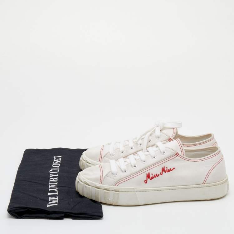 Pre Owned Miu Miu White Logo Embroidered Fabric Low Top Sneakers Size 41