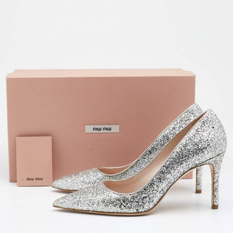Pre Owned Miu Miu Silver Coarse Glitter Pumps Size 37