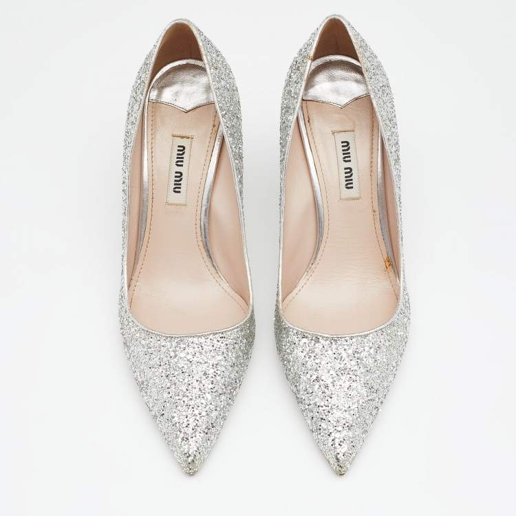 Pre Owned Miu Miu Silver Coarse Glitter Pumps Size 37