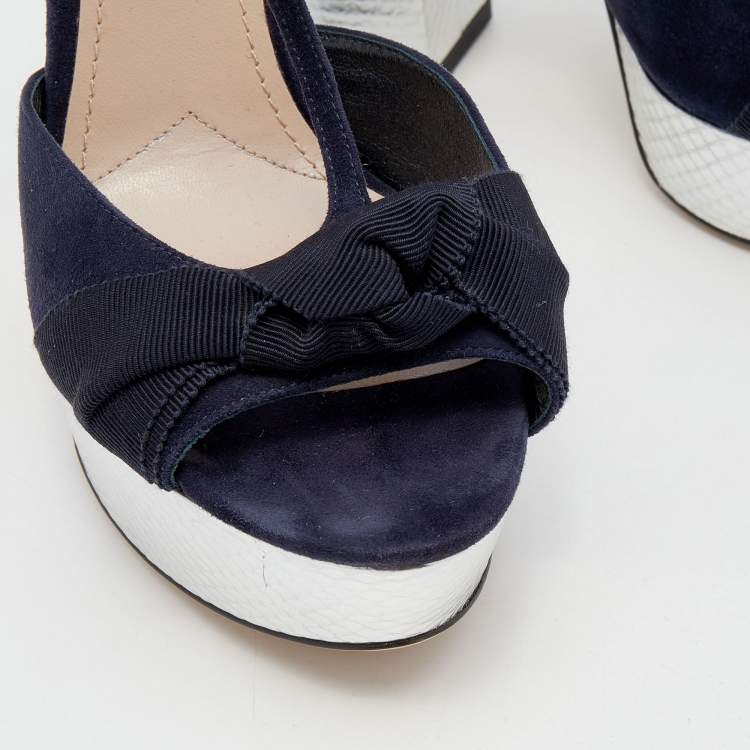مملوكة مسبقًا Miu Miu Navy Blue/Silver Suede and Snakeskin Embossed Leather T-Strap Platform Sandals Size 37