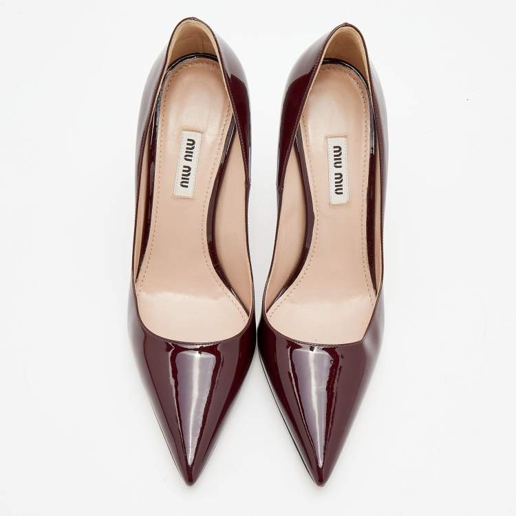 Pre Owned Miu Miu Burgundy Patent Leather Crystal Embellished Heel Pointed Toe Pumps Size 37.5
