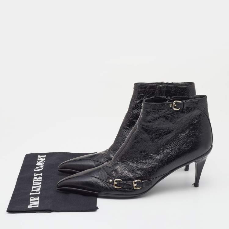 Pre Owned Miu Miu Black Crinkled Leather Pointed Toe Ankle Boots Size 41