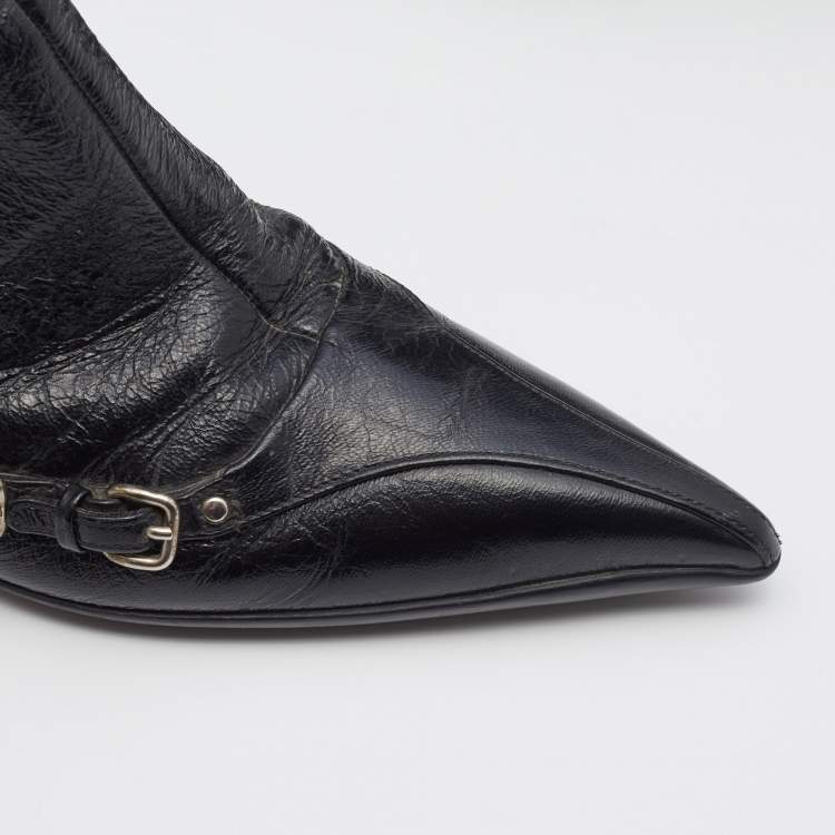 Pre Owned Miu Miu Black Crinkled Leather Pointed Toe Ankle Boots Size 41