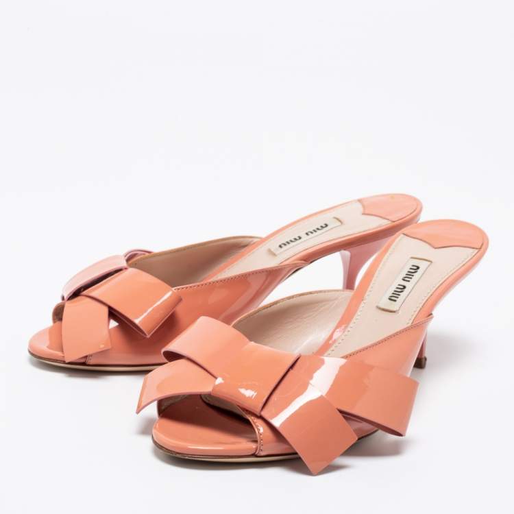 Pre Owned Miu Miu Blush Pink Patent Leather Bow Mules Size 36.5