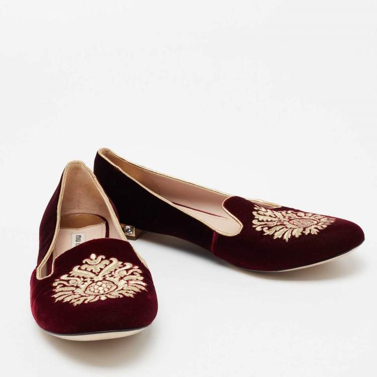 Pre Owned Miu Miu Burgundy Crest Embroidered Velvet Smoking Slippers Size 40