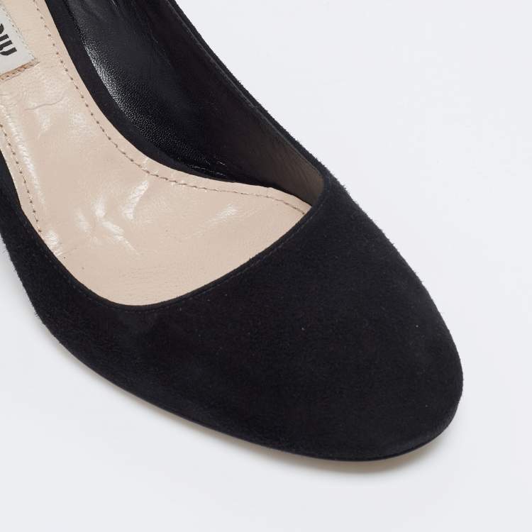 Pre Owned Miu Miu Black Suede Eyelet Block Heel Pumps Size 37