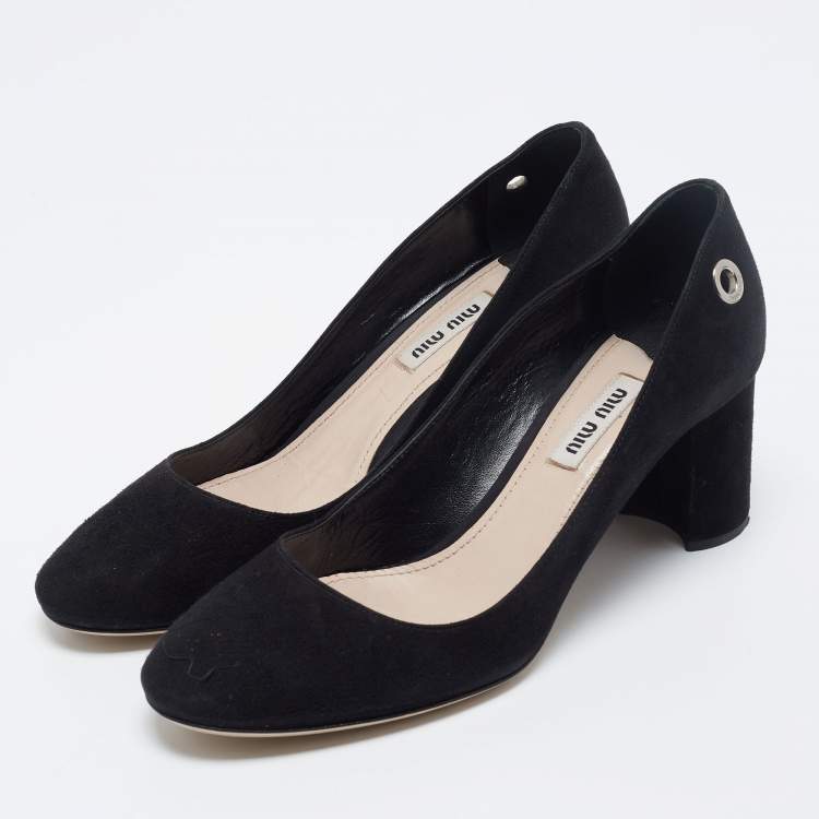 Pre Owned Miu Miu Black Suede Eyelet Block Heel Pumps Size 37