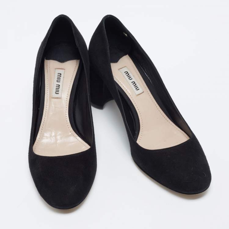 Pre Owned Miu Miu Black Suede Eyelet Block Heel Pumps Size 37