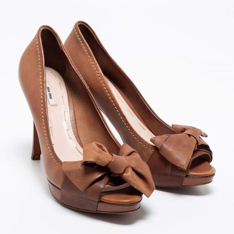 Pre Owned Miu Miu Brown Leather Bow Peep-Toe Platform Pumps Size 36