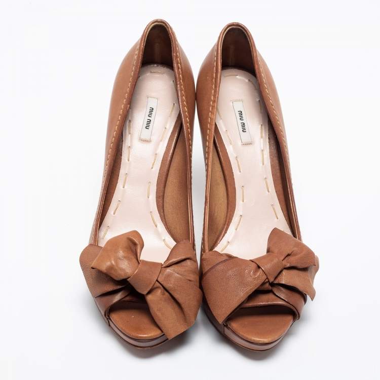 Pre Owned Miu Miu Brown Leather Bow Peep-Toe Platform Pumps Size 36
