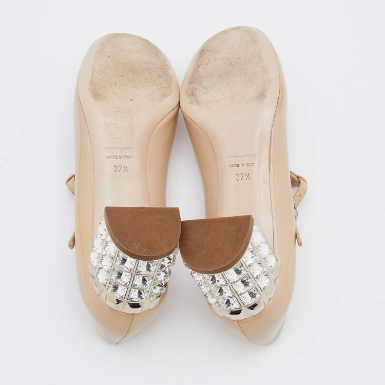 Pre Owned Miu Miu Beige Patent Leather Crystal Embellished Heel Mary Jane Pumps Size 37.5