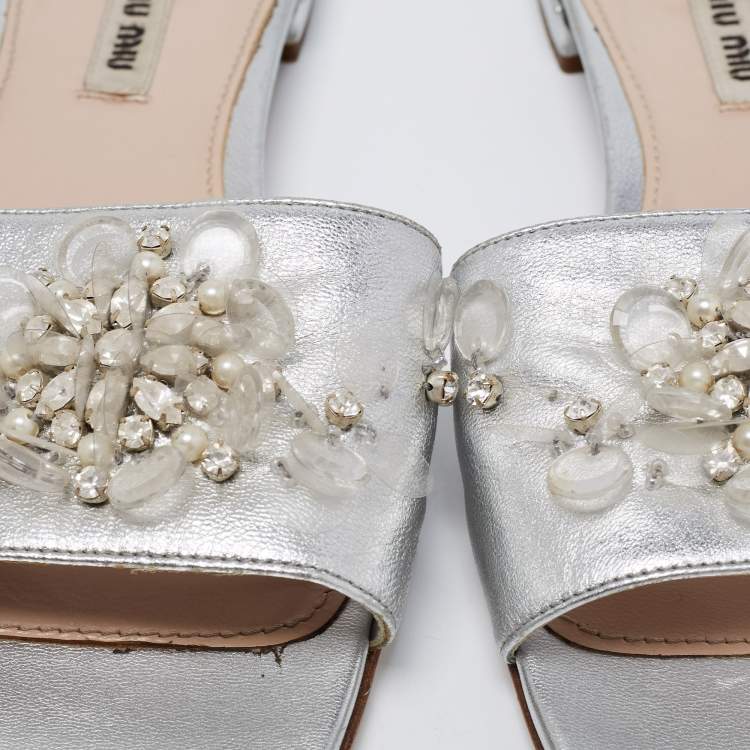 Pre Owned Miu Miu Silver Leather Embellished Flats Size 40