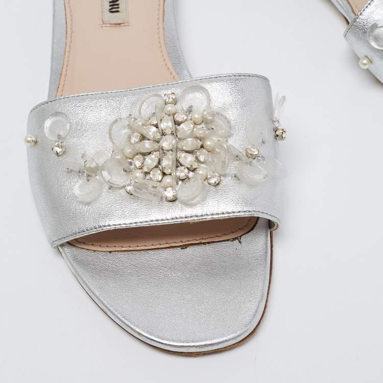 Pre Owned Miu Miu Silver Leather Embellished Flats Size 40