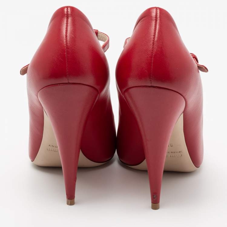 Pre Owned Miu Miu Red Studded Leather Mary Jane Pumps Size 38.5