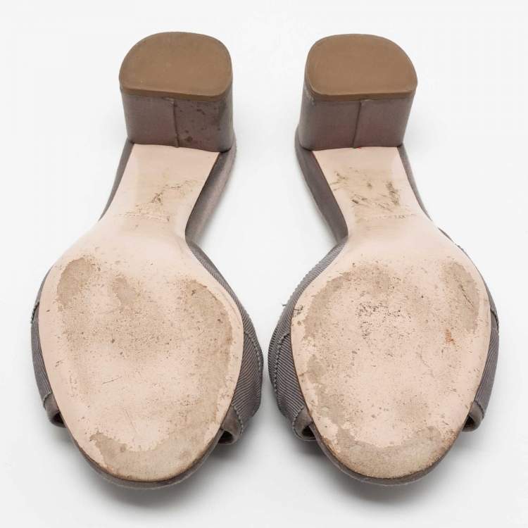 Pre Owned Miu Miu Grey Satin and Canvas Knot Crystal Embellished Slide Sandals Size 39.5