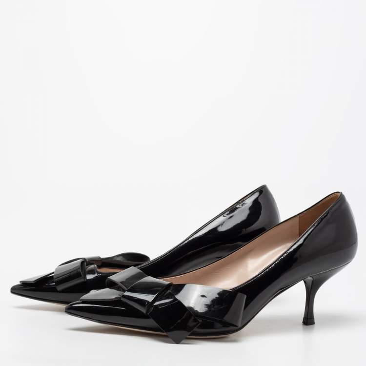 Pre Owned Miu Miu Black Patent Leather Bow Pointed Toe Pumps Size 35.5