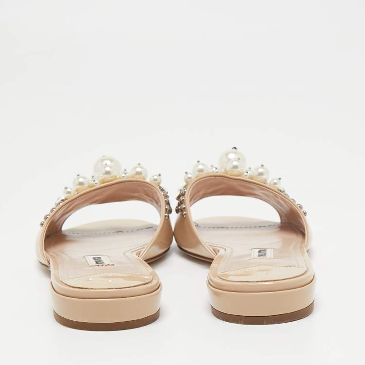 Pre Owned Miu Miu Beige Patent Leather Faux Pearl Embellished Flat Slides Size 36