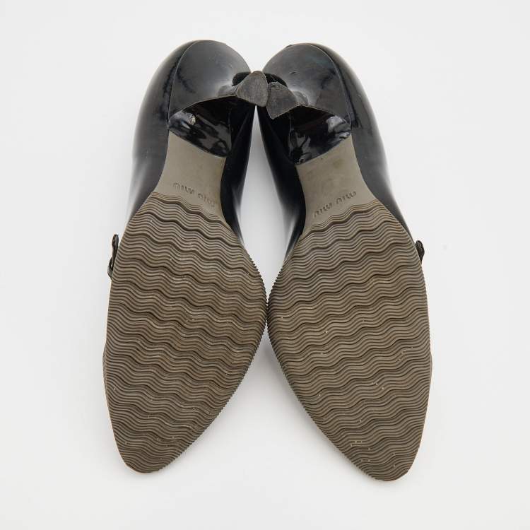 Pre Owned Miu Miu Black/Grey Patent Leather And Rubber Extended Cap Toe Mary Jane Pumps Size 35.5