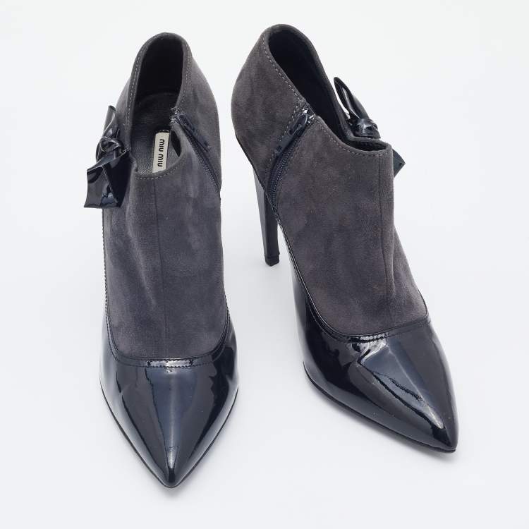 Pre Owned Miu Miu Grey/Black Patent Leather and Suede Bow Ankle Booties Size 38