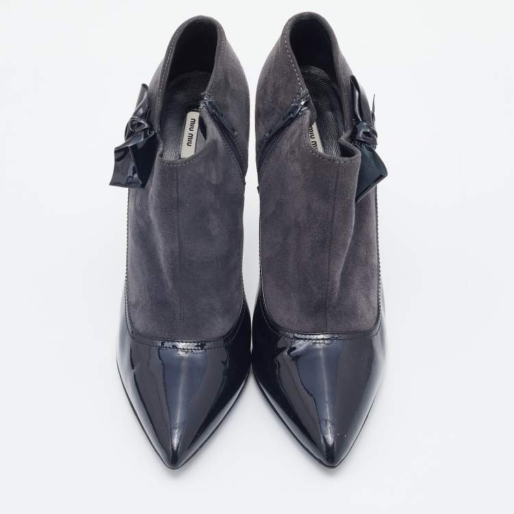 Pre Owned Miu Miu Grey/Black Patent Leather and Suede Bow Ankle Booties Size 38