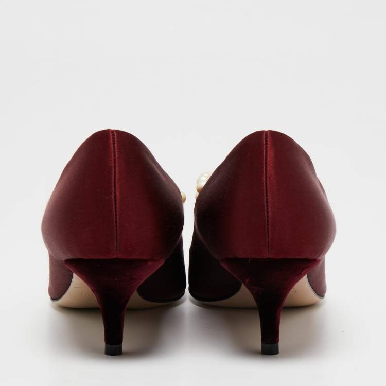 Pre Owned Miu Miu Burgundy Satin Faux Pearl Embellished Pumps Size 36