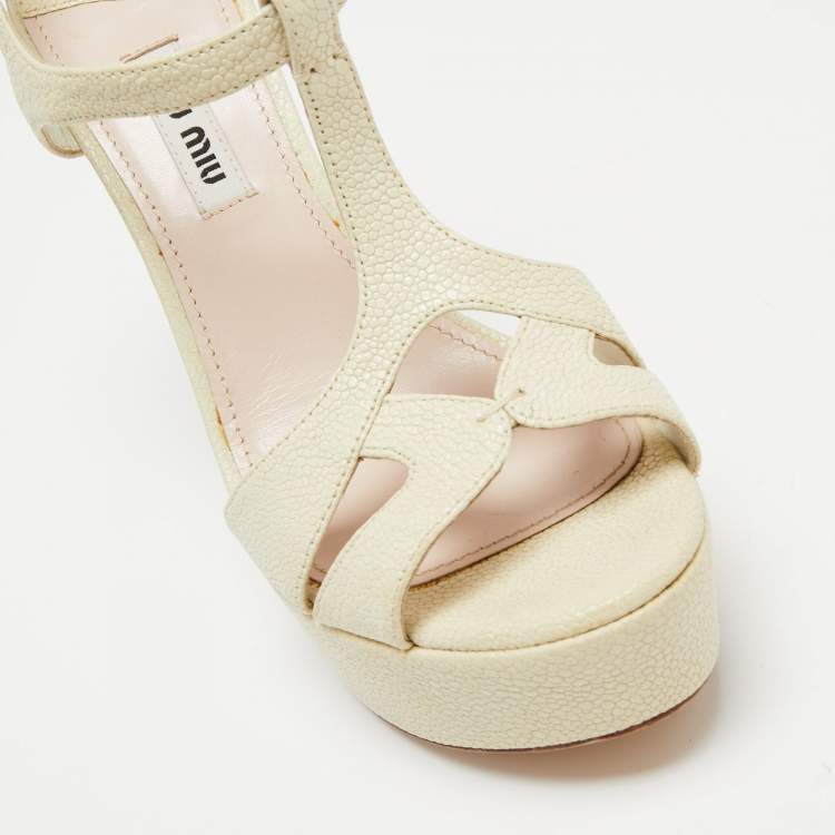 Pre Owned Miu Miu Cream Textured Leather Strappy Platform Block Heel Sandals Size 36