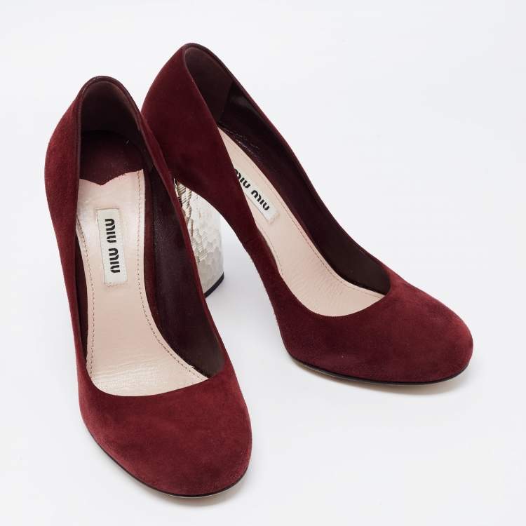 Pre Owned Miu Miu Burgundy Suede Crystal Embellished Pumps Size 36.5