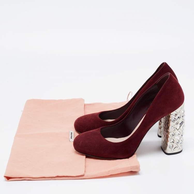 Pre Owned Miu Miu Burgundy Suede Crystal Embellished Pumps Size 36.5