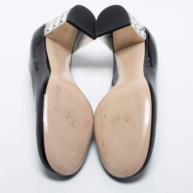 مملوكة مسبقًا Miu Miu Black Patent Crystal Embellished Block Heel Pumps Size 36.5