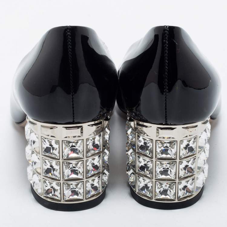 مملوكة مسبقًا Miu Miu Black Patent Crystal Embellished Block Heel Pumps Size 36.5