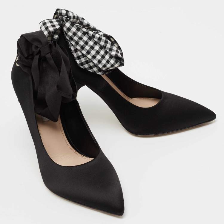 Pre Owned Miu Miu Black Satin Ankle Wrap Pointed Toe Pumps Size 38