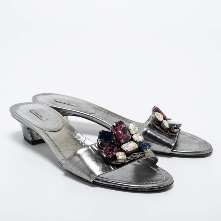 Pre Owned Miu Miu Metallic Grey Leather Crystal Embellished Slide Sandals Size 40