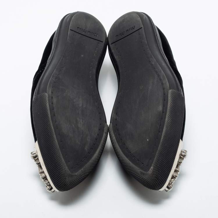 Pre Owned Miu Miu Black Velvet Crystal Embellished Toe Cap Slip On Sneakers Size 38