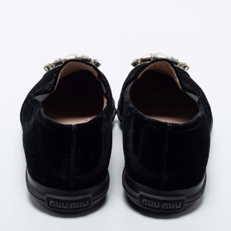Pre Owned Miu Miu Black Velvet Crystal Embellished Toe Cap Slip On Sneakers Size 38