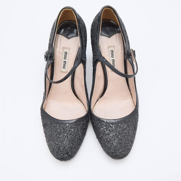 مملوكة مسبقًا Miu Miu Black Glitter and Patent Leather Mary Jane Pumps Size 38