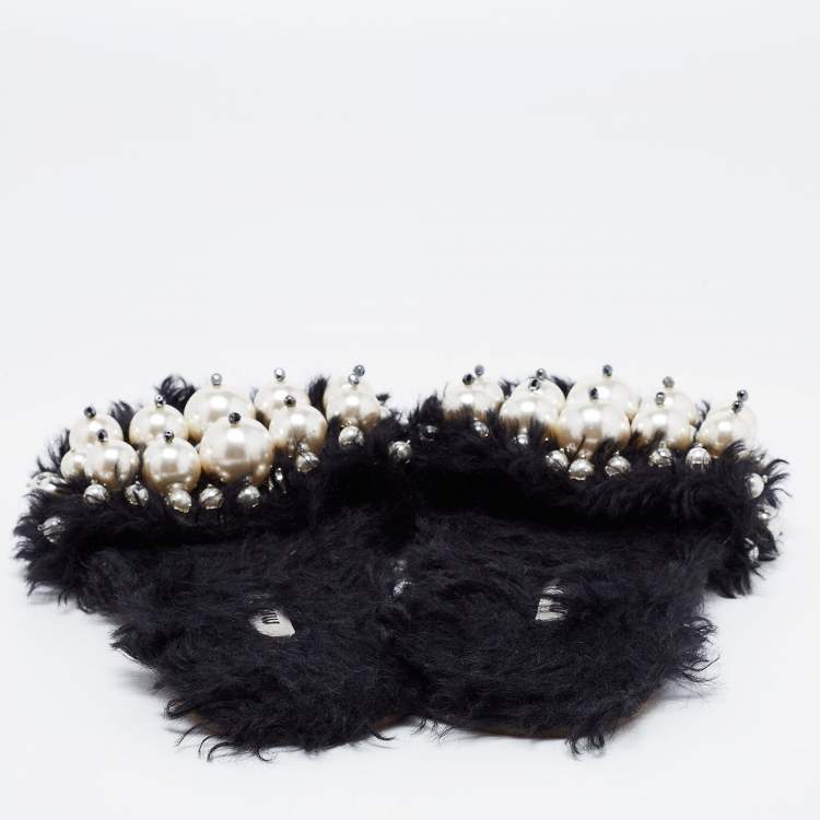 Pre Owned Miu Miu Black Faux Fur Pearl Embellished Slide Flats Size 38