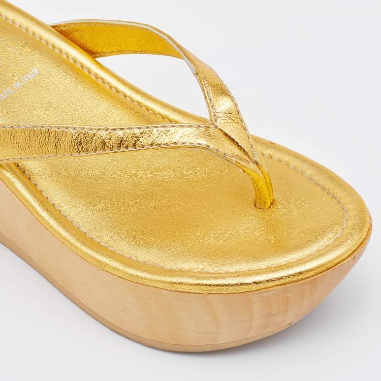 Pre Owned Miu Miu Gold Leather Platform Thong Flat Slides Size 37