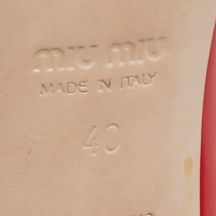 Pre Owned Miu Miu Red Patent Leather Block Heel Pumps Size 40