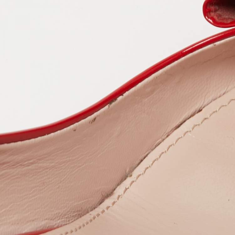 Pre Owned Miu Miu Red Patent Leather Block Heel Pumps Size 40