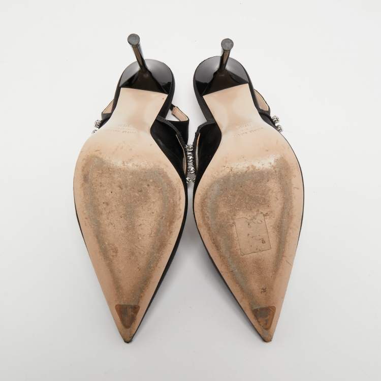 مملوكة مسبقًا Miu Miu Black Satin Crystal Embellished Slingback Pumps Size 36.5