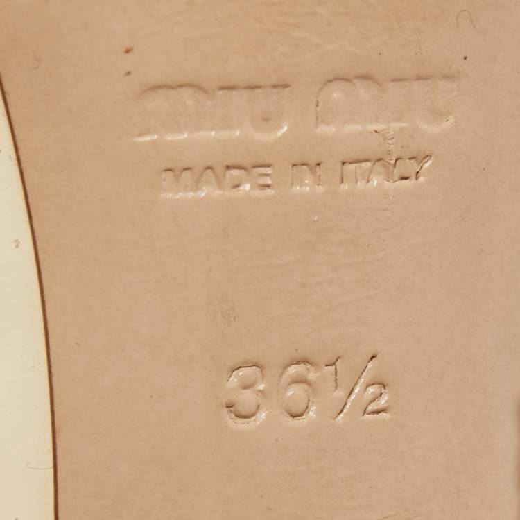Pre Owned Miu Miu Cream Patent Leather And Coarse Glitter Peep Toe Platform Pumps Size 36.5