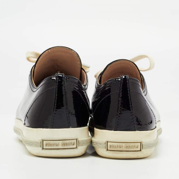 Pre Owned Miu Miu Black Patent Leather Metal Cap Toe Low Top Sneakers Size 38.5