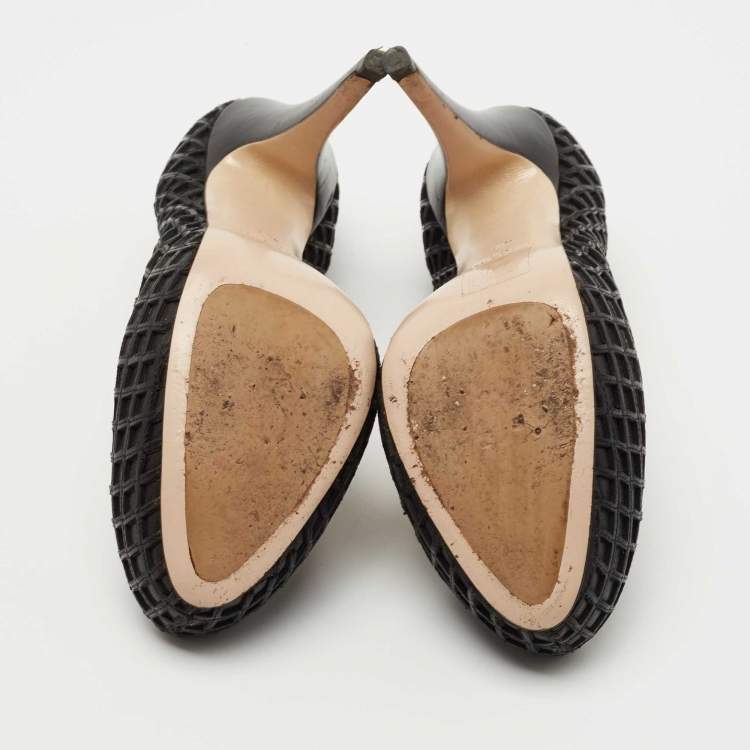 Pre Owned Miu Miu Black Woven Leather Platform Pumps Size 35