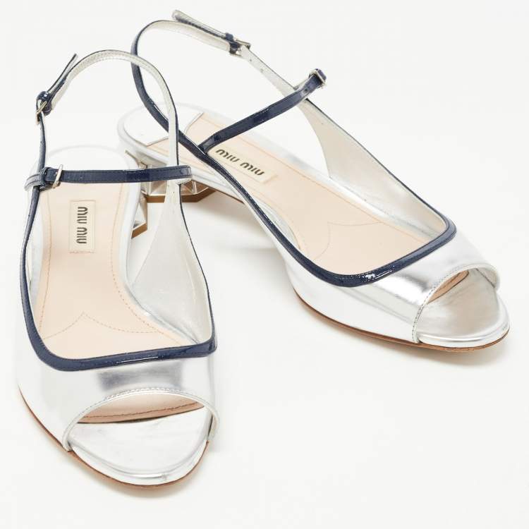 Pre Owned Miu Miu Silver/Navy Blue Leather Slingback Sandals Size 38.5