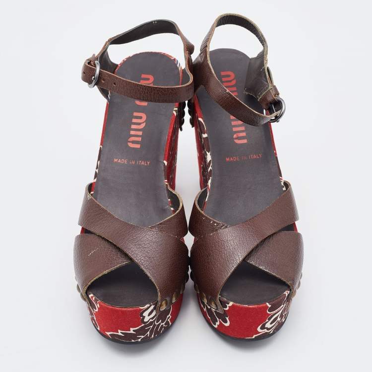 Pre Owned Miu Miu Brown Leather Wedge Platform Ankle Strap Sandals Size 38